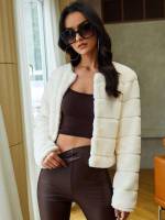 Round Neck  Regular Fit Women Faux Fur Coats 5752