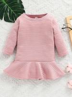 Plain Ruffle Hem Short Casual Baby  Mom 7994