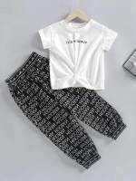 Round Neck Letter Black and White Girls Two-piece Outfits 4999