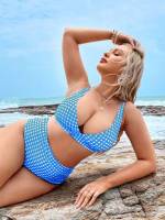  Cute Plus Size Beachwear 48