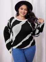 Casual Black and White Long Sleeve Plus Size Knitwear 5166
