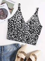   Black and White Women Knit Tops 822