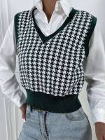  Casual Black and White Women Sweater Vests 1049