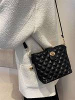  Quilted Women Bags 6884