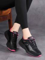  Black Women Sneakers 1711