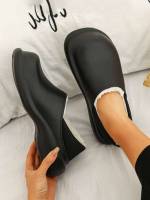  Black Fashionable Plain Shoes 6852