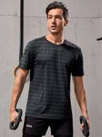  Regular Fit Men Activewear 9443