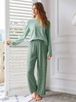  Casual Round Neck Women Pajama Sets 675