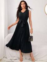 Elegant Regular Fit Sleeveless Women Dresses 939