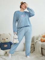 Embroidery Round Neck Long Sleeve Plus Size Pajama Sets 917