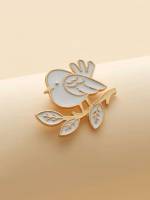 Fashionable  Brooches 673