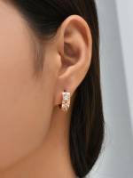 Gold  Fine Earrings 9841