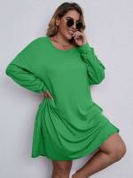  Green Round Neck Long Sleeve Plus Size Dresses 2654