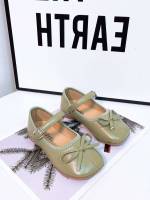  Green Shoes 3574