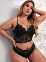   Contrast Lace Plus Size Bra  Panty Sets 6868