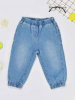 Letter  Medium Wash Baby  Mom 689