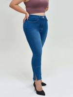 Medium Wash Cropped Plain Plus Size Jeans 1780