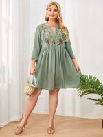 Floral Embroidery Mint Green Women Plus Clothing 1157