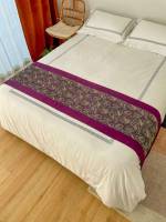   Bed Runners  Scarves 6168