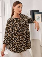 Round Neck Leopard Three Quarter Length Sleeve Zipper Plus Size Blouses 4246