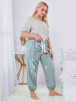  Scoop Neck Floral Plus Size Pajama Sets 4202