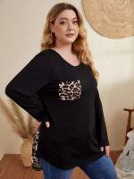 Patched Multicolor Round Neck Plus Size T-shirts 4334