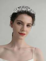   Bridal Headwear 2359