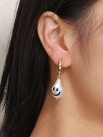 White  Fine Earrings 8389