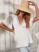 Contrast Lace White Regular Fit Short Sleeve Maternity 2518