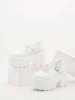  White Shoes 6470