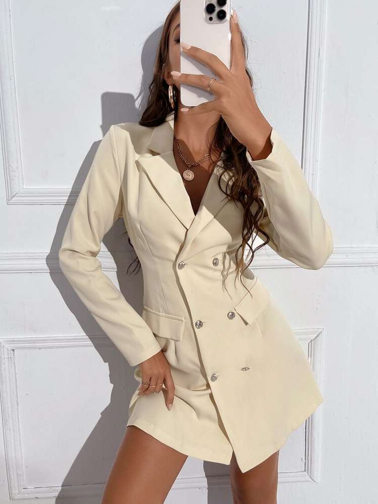 Fake Buttons Apricot Regular Fit Long Sleeve Women Suits 7095