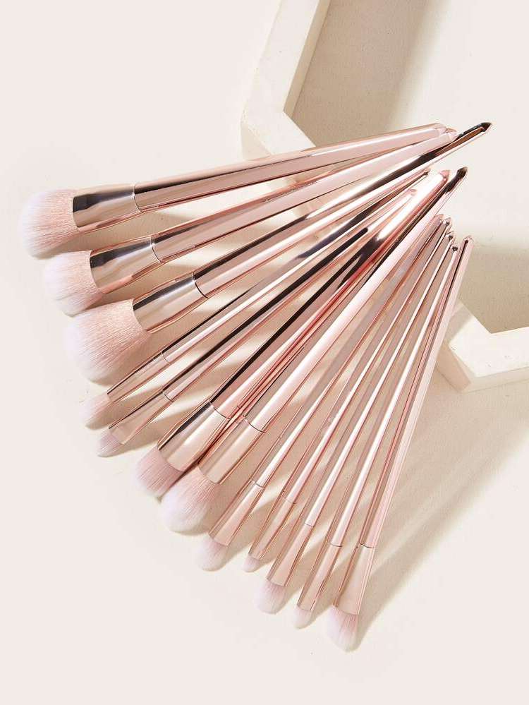   Baby Pink Makeup Brushes 3960