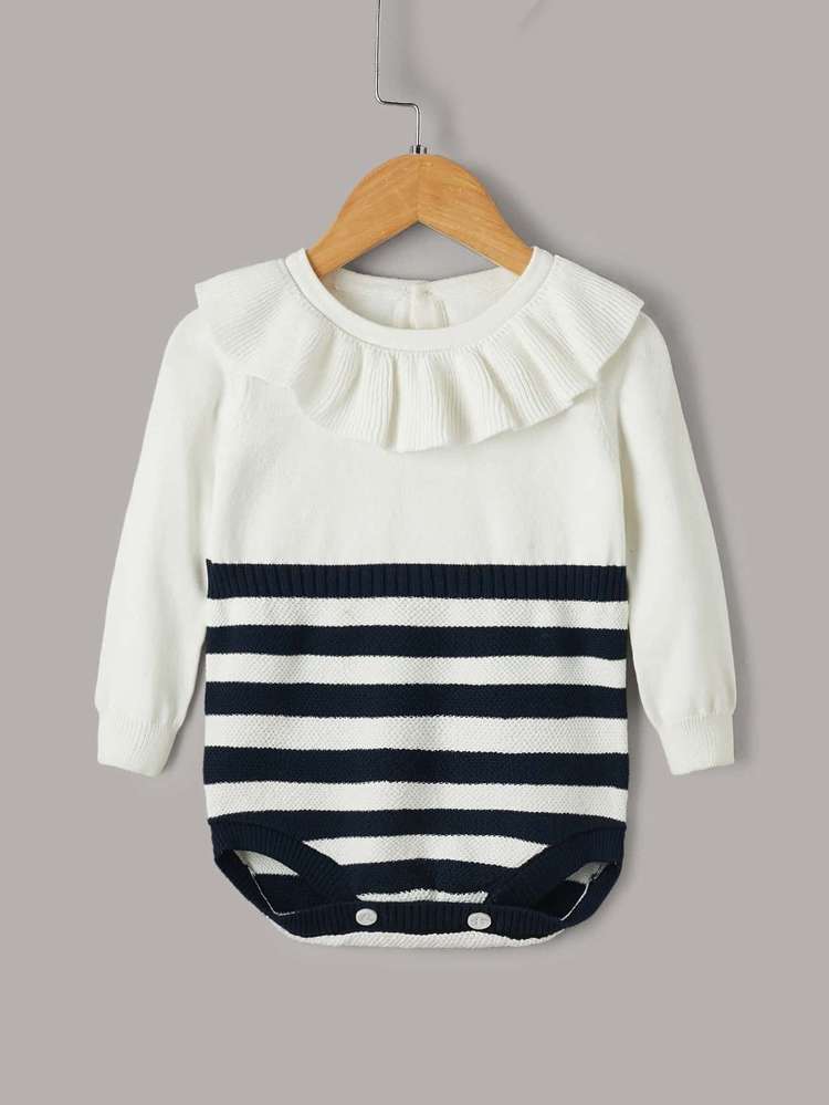 Regular Fit Black and White Ruffle Casual Baby Knitwear 60