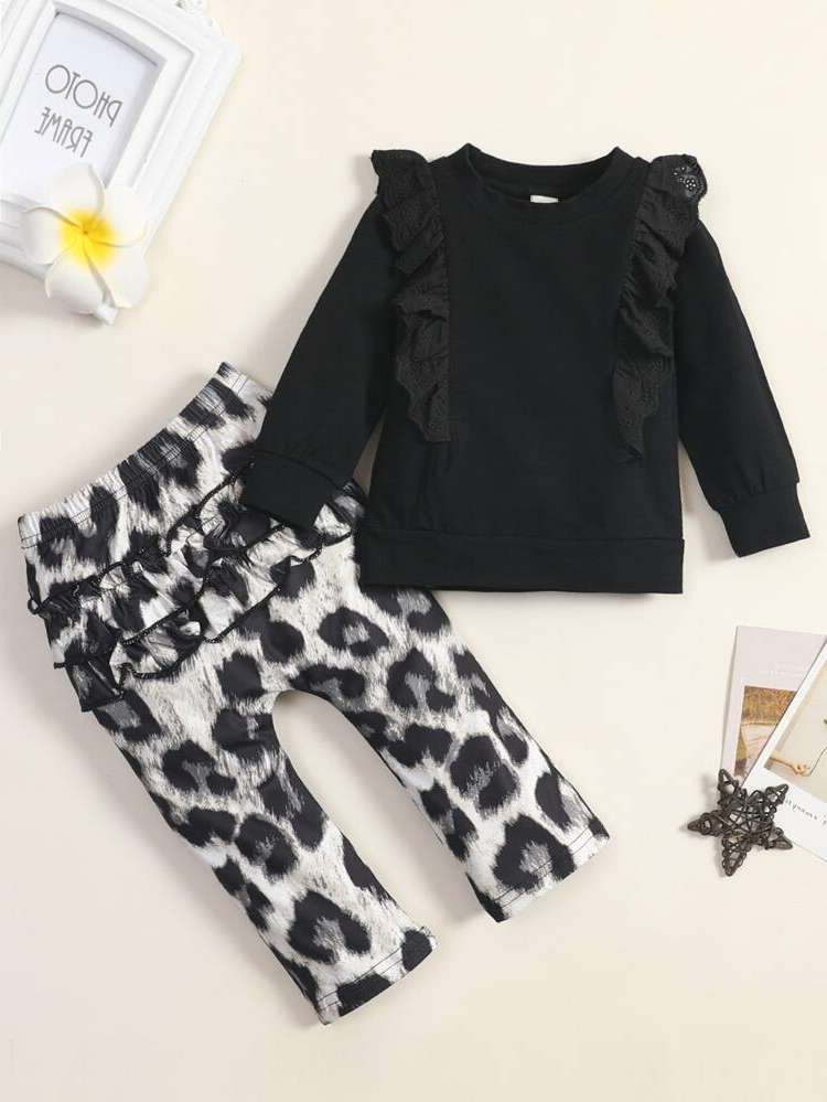 Regular Fit Round Neck Black and White Baby Sets 8987