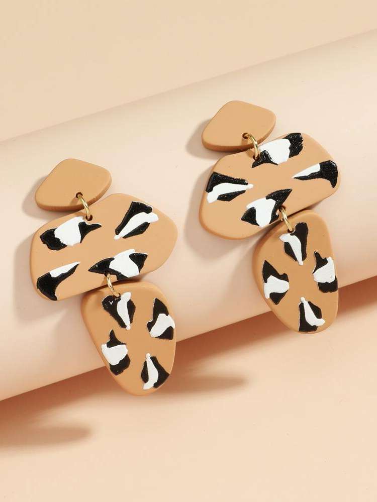 Black and White Geometric Fashionable Jewelry 498