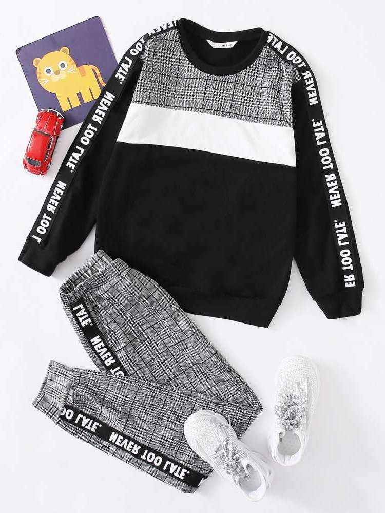 Sporty Black and White Regular Fit Boys Clothing 305