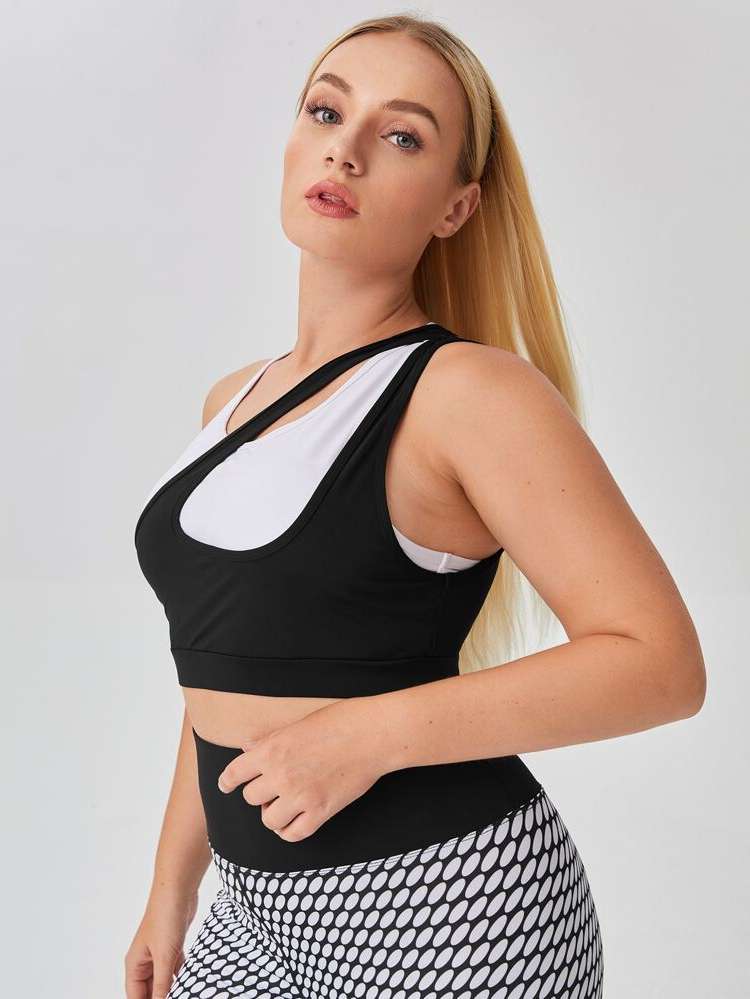 Asymmetrical  Black and White Plus Size Sports Bras 5347