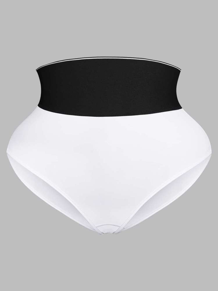  Black and White Women Plus Intimates 812