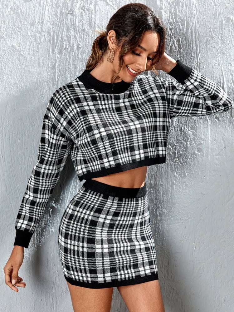 Plaid Black and White Regular Fit Women Clothing 524