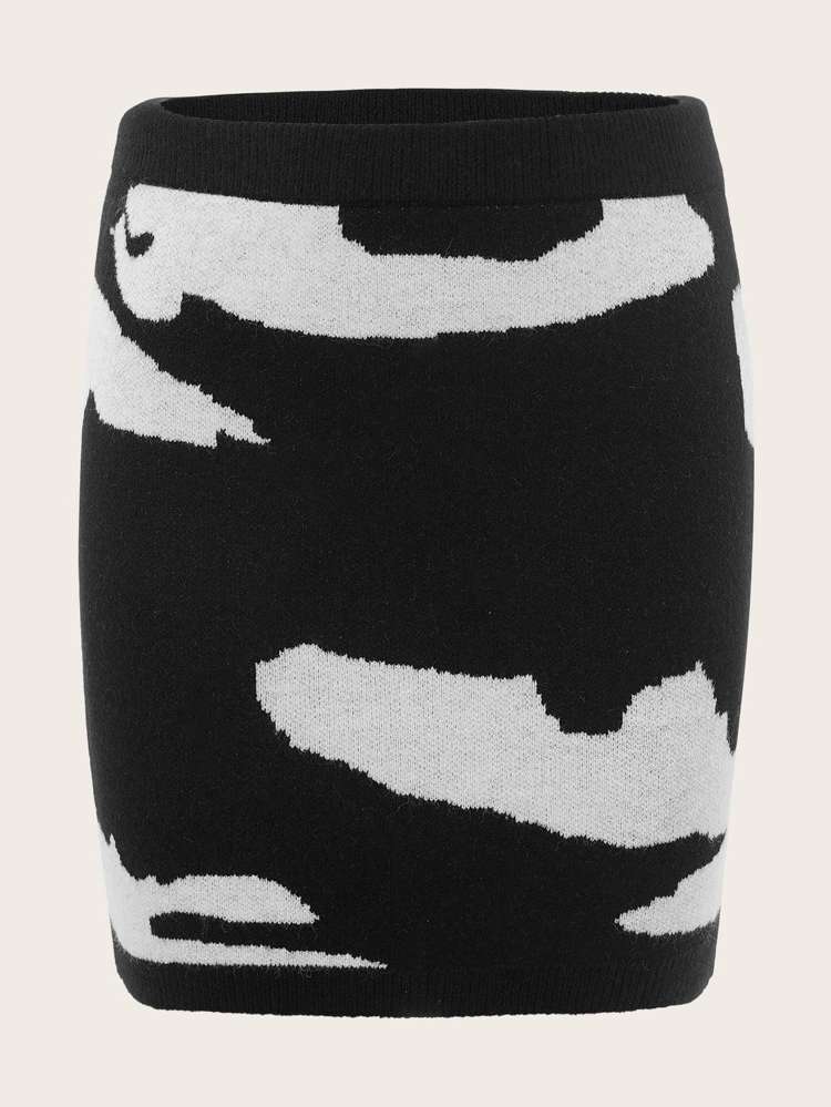 Black and White Colorblock Short Plus Size Knitwear 6435