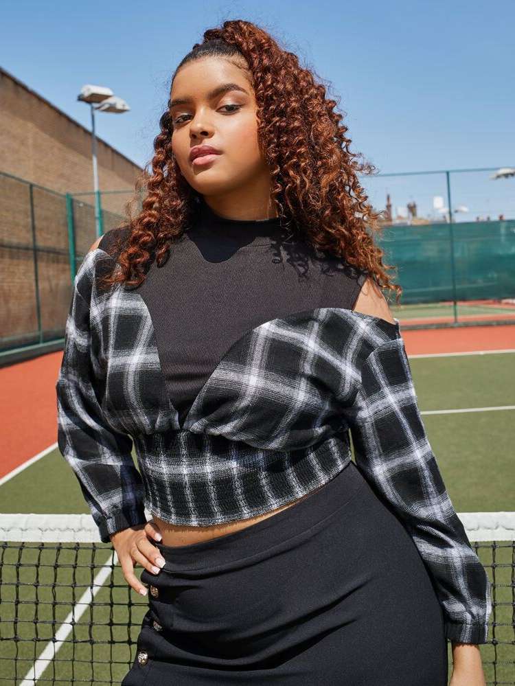 Plaid Shirred Crop Plus Size Tops 4083