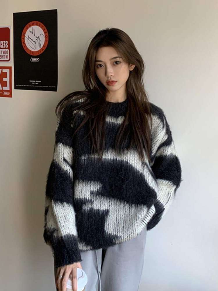 Casual Long Sleeve Oversized Women Knitwear 351