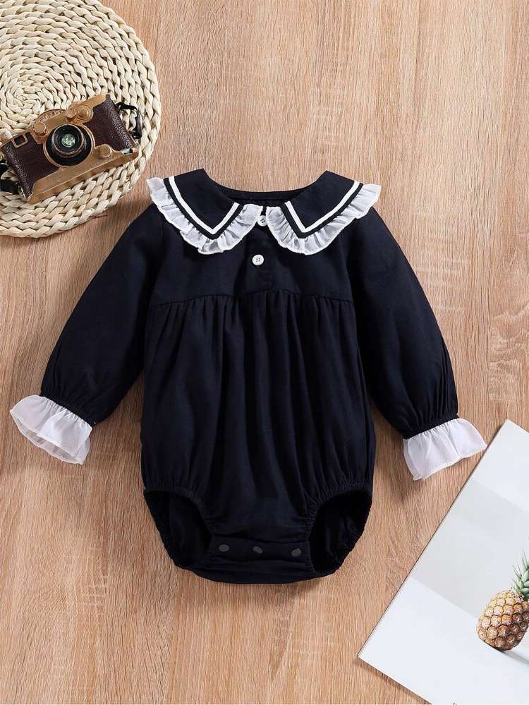  Button Peter Pan Collar Colorblock Baby Bodysuits 8248