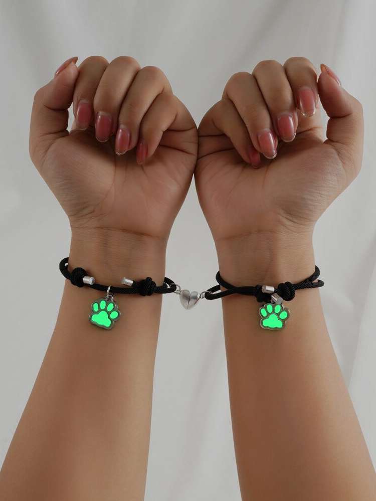   Bracelets 6383