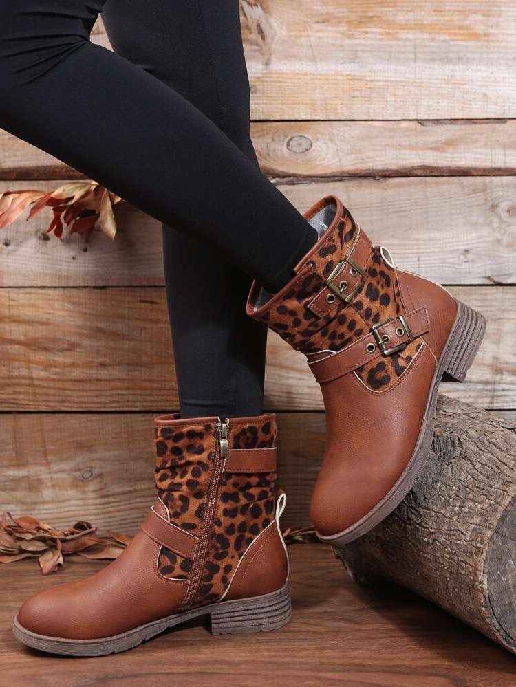  Fashionable Leopard Women Shoes 7976