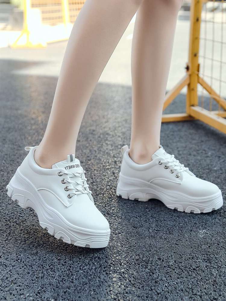  Lace Up Sporty Plain Women Sneakers 915