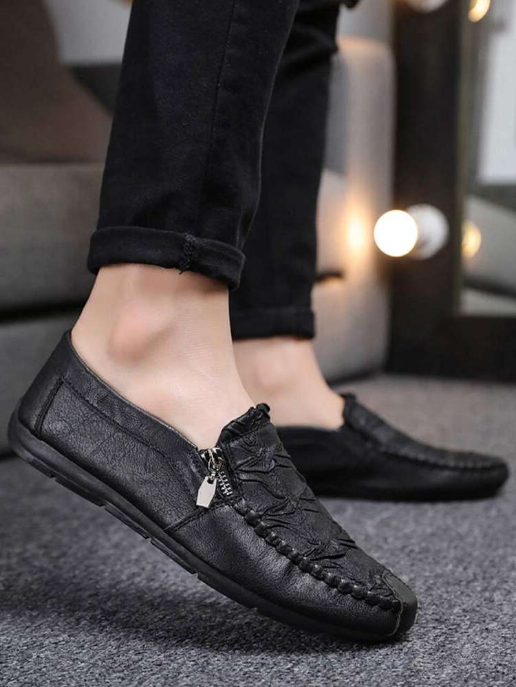 Black  Men Loafers 2945