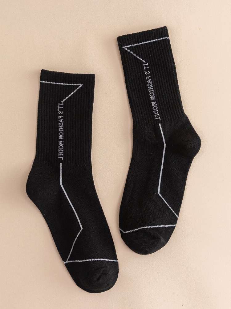   Letter Men Socks 3707