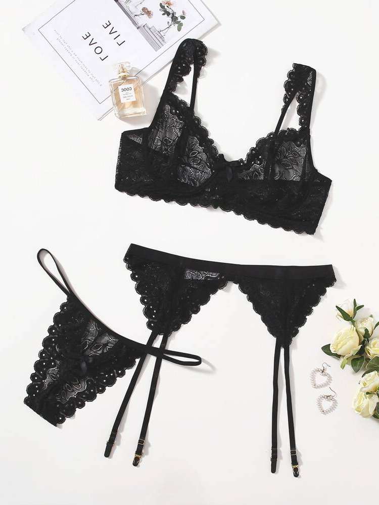   Plain Women Plus Intimates 41