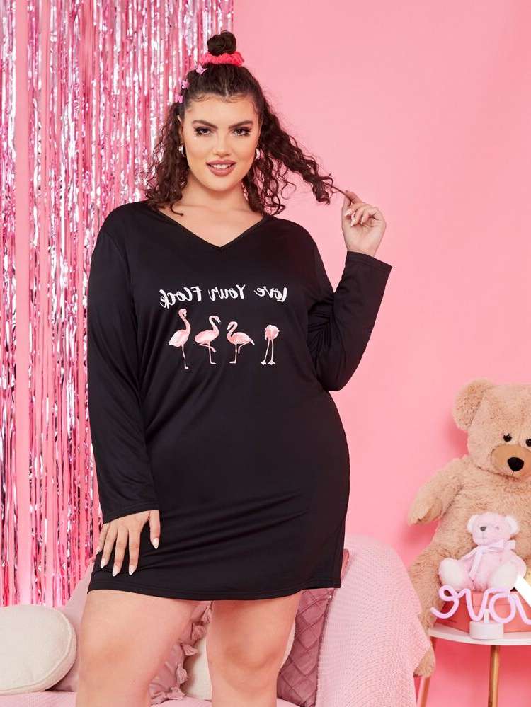 V neck Black Long Sleeve Plus Size Nightgowns  Sleepshirts 6522